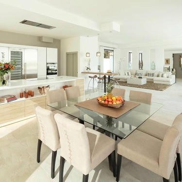 Luxurious modern Renovation